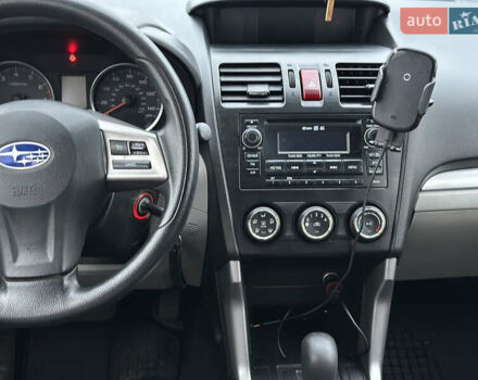 Білий Субару Forester, об'ємом двигуна 2.46 л та пробігом 146 тис. км за 13300 $, фото 3 на Automoto.ua