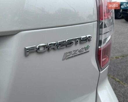 Белый Субару Форестер, объемом двигателя 2.5 л и пробегом 217 тыс. км за 11900 $, фото 31 на Automoto.ua