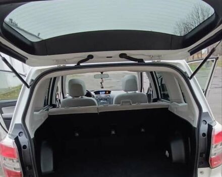 Белый Субару Форестер, объемом двигателя 2.5 л и пробегом 108 тыс. км за 12500 $, фото 7 на Automoto.ua