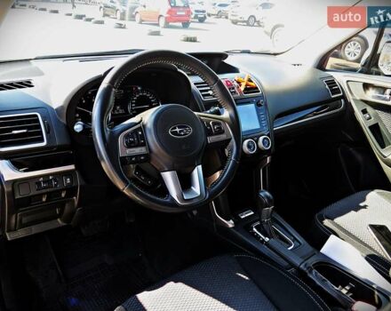 Білий Субару Forester, об'ємом двигуна 2 л та пробігом 135 тис. км за 15500 $, фото 5 на Automoto.ua