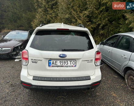 Белый Субару Форестер, объемом двигателя 2.5 л и пробегом 155 тыс. км за 5305 $, фото 3 на Automoto.ua