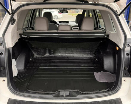 Белый Субару Форестер, объемом двигателя 2.5 л и пробегом 133 тыс. км за 13000 $, фото 11 на Automoto.ua