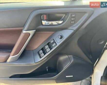 Білий Субару Forester, об'ємом двигуна 2.5 л та пробігом 241 тис. км за 8800 $, фото 6 на Automoto.ua