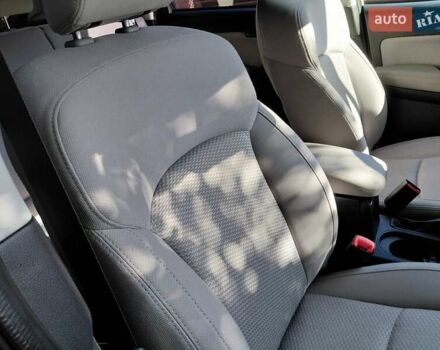Білий Субару Forester, об'ємом двигуна 2.5 л та пробігом 75 тис. км за 13600 $, фото 60 на Automoto.ua