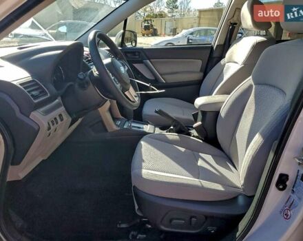 Белый Субару Форестер, объемом двигателя 2.5 л и пробегом 109 тыс. км за 1900 $, фото 6 на Automoto.ua