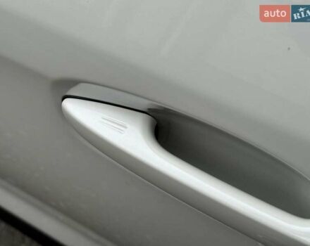 Белый Субару Форестер, объемом двигателя 2.5 л и пробегом 52 тыс. км за 24000 $, фото 19 на Automoto.ua