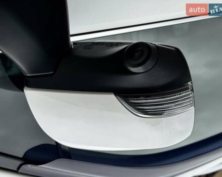 Белый Субару Форестер, объемом двигателя 2.5 л и пробегом 52 тыс. км за 24000 $, фото 18 на Automoto.ua