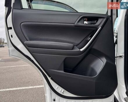 Белый Субару Форестер, объемом двигателя 2.5 л и пробегом 52 тыс. км за 24000 $, фото 28 на Automoto.ua