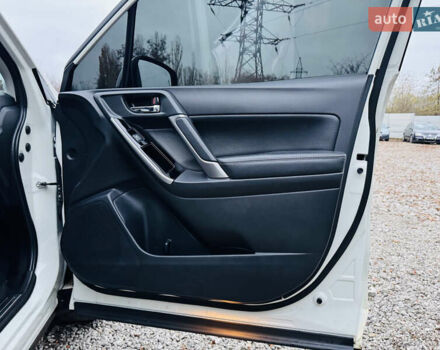 Белый Субару Форестер, объемом двигателя 2.5 л и пробегом 117 тыс. км за 22300 $, фото 18 на Automoto.ua