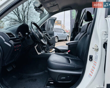 Белый Субару Форестер, объемом двигателя 2.5 л и пробегом 117 тыс. км за 22300 $, фото 6 на Automoto.ua