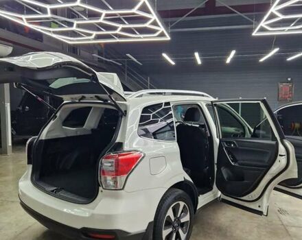 Білий Субару Forester, об'ємом двигуна 2.46 л та пробігом 155 тис. км за 19000 $, фото 11 на Automoto.ua