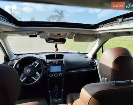 Белый Субару Форестер, объемом двигателя 2.5 л и пробегом 179 тыс. км за 17500 $, фото 3 на Automoto.ua