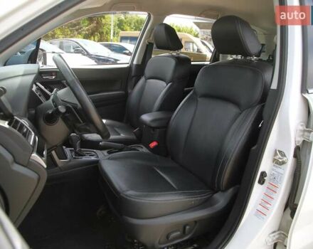 Білий Субару Forester, об'ємом двигуна 2 л та пробігом 76 тис. км за 23500 $, фото 7 на Automoto.ua