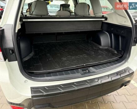 Белый Субару Форестер, объемом двигателя 2.5 л и пробегом 48 тыс. км за 19999 $, фото 20 на Automoto.ua