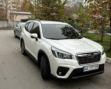 Белый Субару Форестер, объемом двигателя 2 л и пробегом 52 тыс. км за 27900 $, фото 1 на Automoto.ua