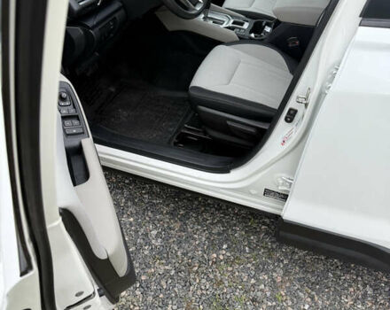 Білий Субару Forester, об'ємом двигуна 2.5 л та пробігом 85 тис. км за 14200 $, фото 23 на Automoto.ua