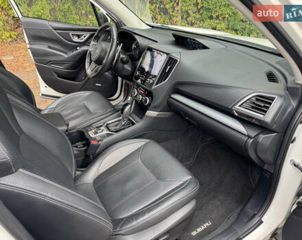 Білий Субару Forester, об'ємом двигуна 2.5 л та пробігом 59 тис. км за 30000 $, фото 7 на Automoto.ua