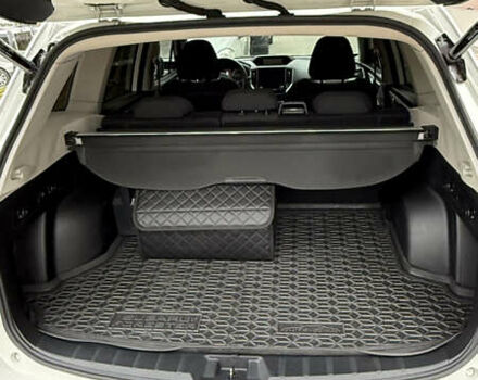 Белый Субару Форестер, объемом двигателя 2 л и пробегом 52 тыс. км за 27900 $, фото 3 на Automoto.ua