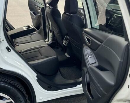 Белый Субару Форестер, объемом двигателя 2 л и пробегом 106 тыс. км за 27000 $, фото 68 на Automoto.ua