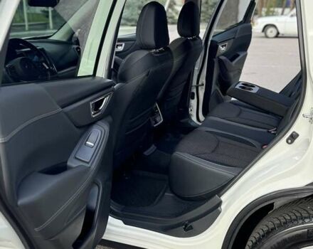 Белый Субару Форестер, объемом двигателя 2 л и пробегом 106 тыс. км за 27000 $, фото 63 на Automoto.ua