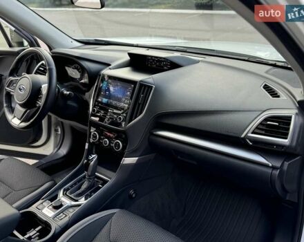 Белый Субару Форестер, объемом двигателя 2 л и пробегом 106 тыс. км за 27000 $, фото 78 на Automoto.ua