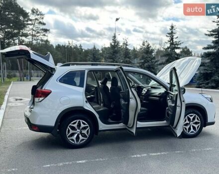 Белый Субару Форестер, объемом двигателя 2 л и пробегом 106 тыс. км за 27000 $, фото 34 на Automoto.ua