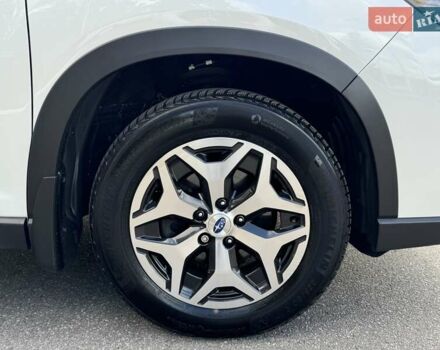 Белый Субару Форестер, объемом двигателя 2 л и пробегом 106 тыс. км за 27000 $, фото 26 на Automoto.ua