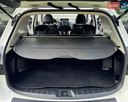 Белый Субару Форестер, объемом двигателя 2 л и пробегом 106 тыс. км за 27000 $, фото 33 на Automoto.ua