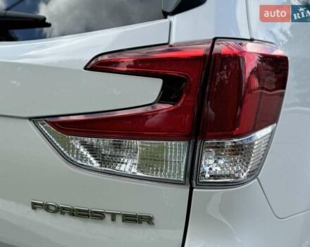 Белый Субару Форестер, объемом двигателя 2 л и пробегом 106 тыс. км за 27000 $, фото 21 на Automoto.ua