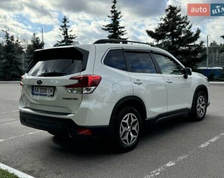 Белый Субару Форестер, объемом двигателя 2 л и пробегом 106 тыс. км за 27000 $, фото 6 на Automoto.ua