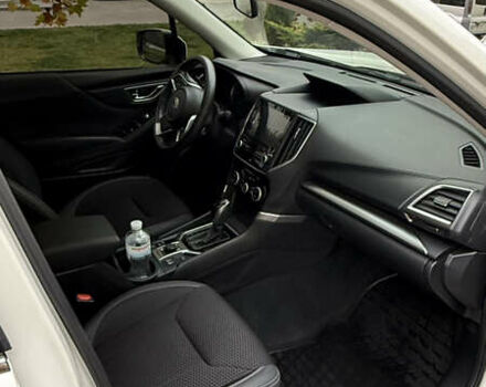 Белый Субару Форестер, объемом двигателя 2 л и пробегом 52 тыс. км за 27900 $, фото 6 на Automoto.ua