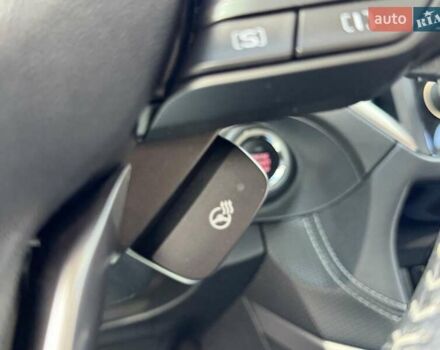 Белый Субару Форестер, объемом двигателя 2 л и пробегом 106 тыс. км за 27000 $, фото 49 на Automoto.ua