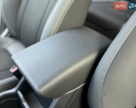 Белый Субару Форестер, объемом двигателя 2 л и пробегом 106 тыс. км за 27000 $, фото 53 на Automoto.ua