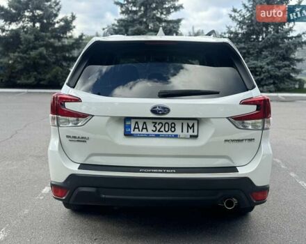 Белый Субару Форестер, объемом двигателя 2 л и пробегом 106 тыс. км за 27000 $, фото 5 на Automoto.ua