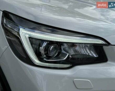 Белый Субару Форестер, объемом двигателя 2 л и пробегом 106 тыс. км за 27000 $, фото 12 на Automoto.ua