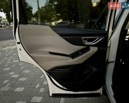 Белый Субару Форестер, объемом двигателя 2.5 л и пробегом 19 тыс. км за 16999 $, фото 56 на Automoto.ua