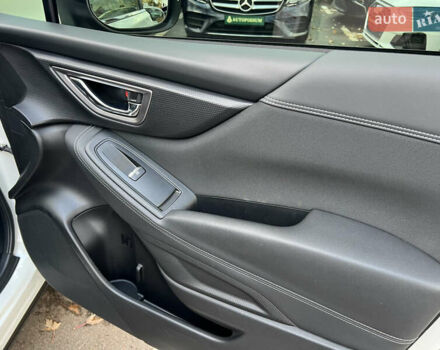 Белый Субару Форестер, объемом двигателя 2 л и пробегом 51 тыс. км за 27999 $, фото 48 на Automoto.ua