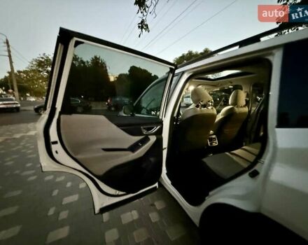 Белый Субару Форестер, объемом двигателя 2.5 л и пробегом 19 тыс. км за 16999 $, фото 57 на Automoto.ua