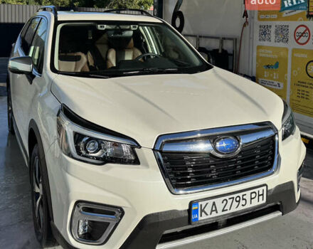 Білий Субару Forester, об'ємом двигуна 2.5 л та пробігом 32 тис. км за 27700 $, фото 2 на Automoto.ua