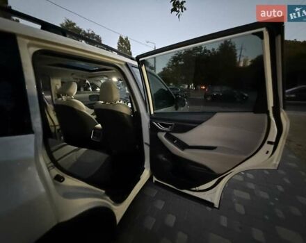 Белый Субару Форестер, объемом двигателя 2.5 л и пробегом 19 тыс. км за 16999 $, фото 62 на Automoto.ua