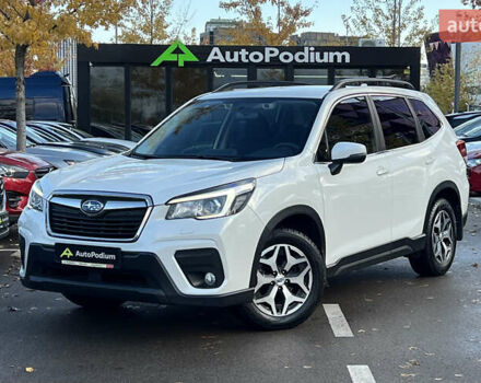 Белый Субару Форестер, объемом двигателя 2 л и пробегом 51 тыс. км за 27999 $, фото 1 на Automoto.ua
