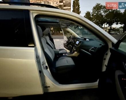 Белый Субару Форестер, объемом двигателя 2.5 л и пробегом 19 тыс. км за 16999 $, фото 44 на Automoto.ua