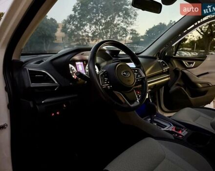 Белый Субару Форестер, объемом двигателя 2.5 л и пробегом 19 тыс. км за 16999 $, фото 34 на Automoto.ua