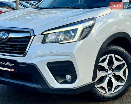Білий Субару Forester, об'ємом двигуна 2 л та пробігом 51 тис. км за 27500 $, фото 3 на Automoto.ua
