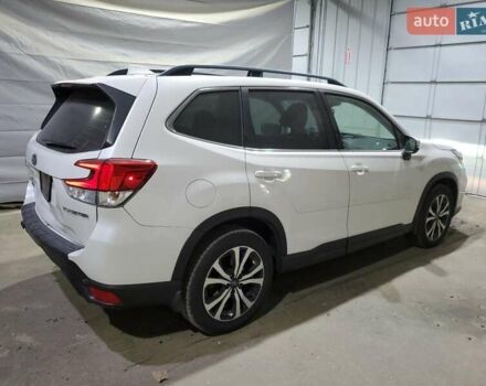 Белый Субару Форестер, объемом двигателя 2.5 л и пробегом 134 тыс. км за 5500 $, фото 2 на Automoto.ua