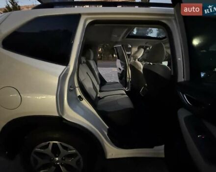 Белый Субару Форестер, объемом двигателя 2.5 л и пробегом 19 тыс. км за 16999 $, фото 64 на Automoto.ua