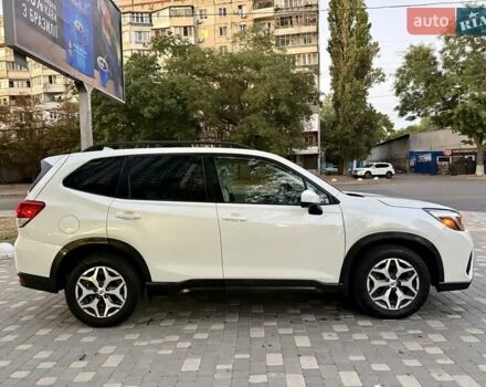Белый Субару Форестер, объемом двигателя 2.5 л и пробегом 19 тыс. км за 16999 $, фото 7 на Automoto.ua