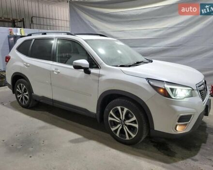 Белый Субару Форестер, объемом двигателя 2.5 л и пробегом 134 тыс. км за 5500 $, фото 3 на Automoto.ua