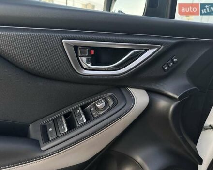 Белый Субару Форестер, объемом двигателя 2 л и пробегом 36 тыс. км за 29700 $, фото 44 на Automoto.ua