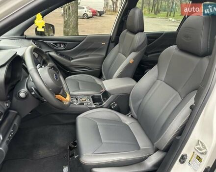 Білий Субару Forester, об'ємом двигуна 2.5 л та пробігом 40 тис. км за 25400 $, фото 35 на Automoto.ua